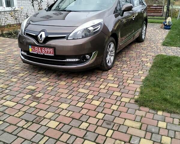 Коричневый Рено Гранд Сценик, объемом двигателя 1.5 л и пробегом 286 тыс. км за 8900 $, фото 10 на Automoto.ua