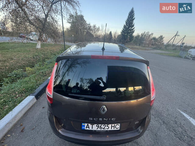 Коричневый Рено Гранд Сценик, объемом двигателя 1.46 л и пробегом 283 тыс. км за 9350 $, фото 15 на Automoto.ua