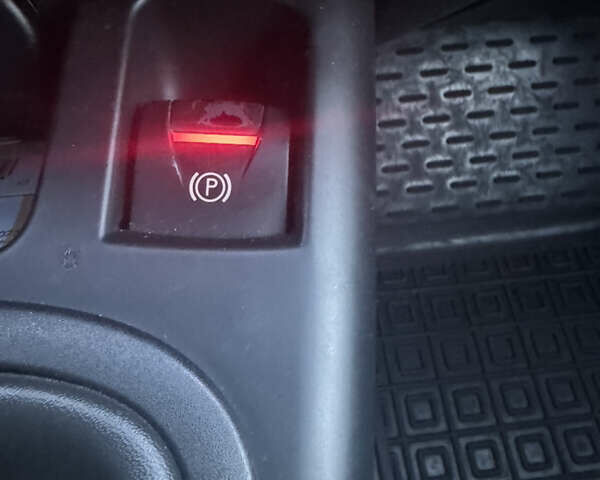 Коричневый Рено Гранд Сценик, объемом двигателя 1.46 л и пробегом 283 тыс. км за 9350 $, фото 25 на Automoto.ua