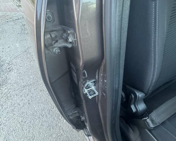 Коричневый Рено Гранд Сценик, объемом двигателя 1.46 л и пробегом 283 тыс. км за 9350 $, фото 48 на Automoto.ua