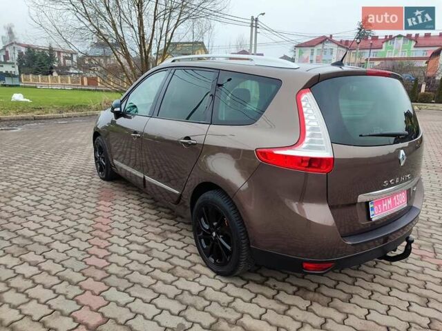 Коричневий Рено Гранд Сценік, об'ємом двигуна 1.6 л та пробігом 152 тис. км за 10800 $, фото 12 на Automoto.ua