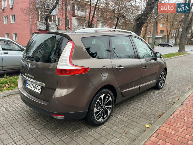 Коричневый Рено Гранд Сценик, объемом двигателя 2 л и пробегом 254 тыс. км за 9400 $, фото 24 на Automoto.ua