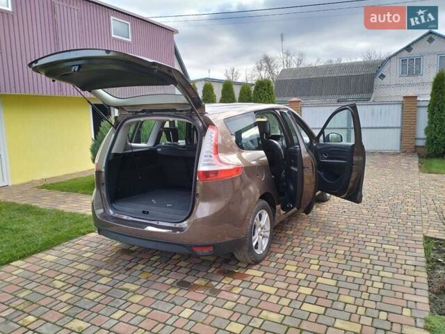 Коричневый Рено Гранд Сценик, объемом двигателя 1.5 л и пробегом 286 тыс. км за 8900 $, фото 19 на Automoto.ua