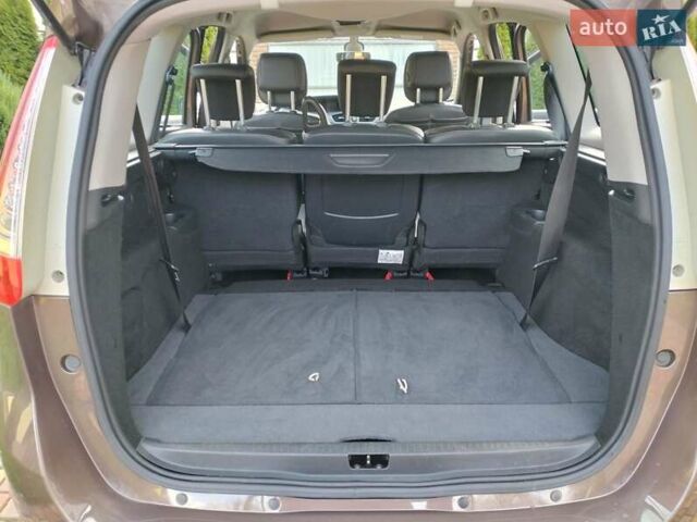 Коричневый Рено Гранд Сценик, объемом двигателя 1.5 л и пробегом 286 тыс. км за 8900 $, фото 15 на Automoto.ua