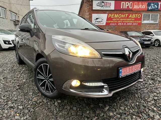 Коричневый Рено Гранд Сценик, объемом двигателя 1.6 л и пробегом 265 тыс. км за 9500 $, фото 10 на Automoto.ua