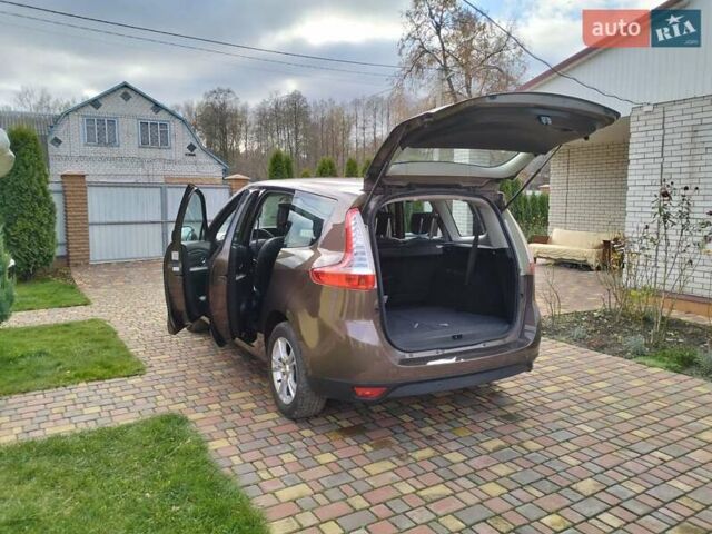 Коричневый Рено Гранд Сценик, объемом двигателя 1.5 л и пробегом 286 тыс. км за 8900 $, фото 17 на Automoto.ua