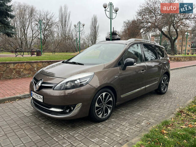Коричневый Рено Гранд Сценик, объемом двигателя 2 л и пробегом 254 тыс. км за 9400 $, фото 10 на Automoto.ua
