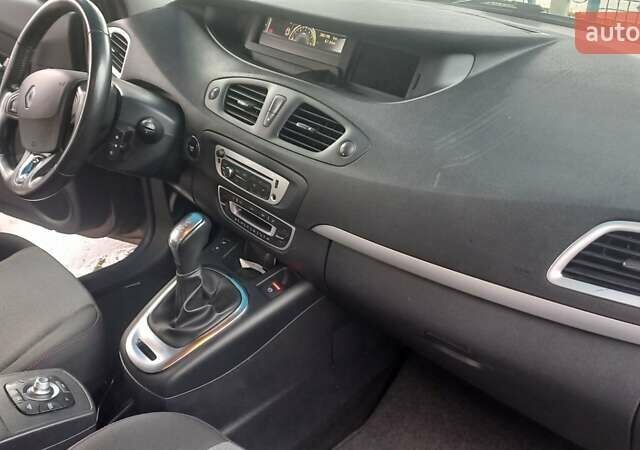 Коричневый Рено Гранд Сценик, объемом двигателя 1.5 л и пробегом 200 тыс. км за 8990 $, фото 15 на Automoto.ua