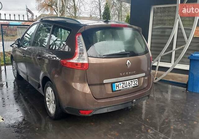 Коричневый Рено Гранд Сценик, объемом двигателя 1.5 л и пробегом 200 тыс. км за 8990 $, фото 8 на Automoto.ua