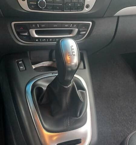 Коричневый Рено Гранд Сценик, объемом двигателя 1.5 л и пробегом 200 тыс. км за 8990 $, фото 28 на Automoto.ua