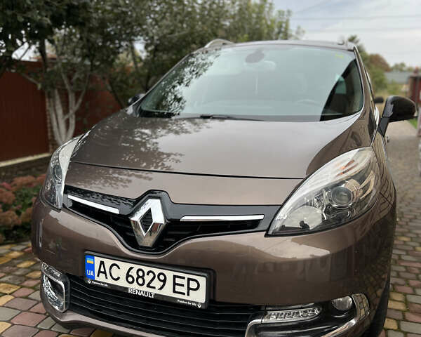 Коричневий Рено Гранд Сценік, об'ємом двигуна 1.6 л та пробігом 195 тис. км за 10450 $, фото 4 на Automoto.ua