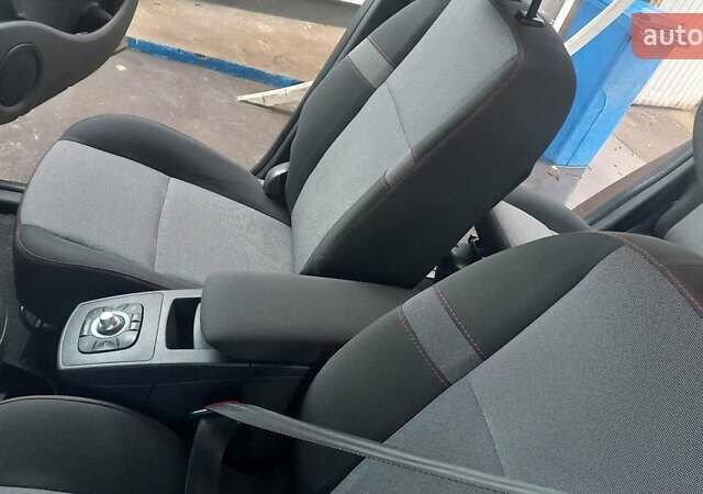 Коричневый Рено Гранд Сценик, объемом двигателя 1.5 л и пробегом 273 тыс. км за 8999 $, фото 21 на Automoto.ua