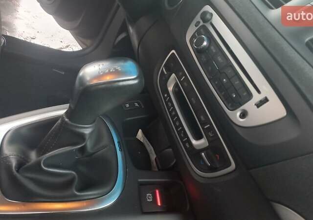 Коричневый Рено Гранд Сценик, объемом двигателя 1.5 л и пробегом 200 тыс. км за 8990 $, фото 9 на Automoto.ua