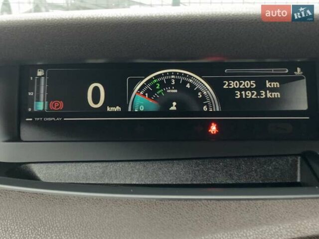 Коричневий Рено Гранд Сценік, об'ємом двигуна 1.6 л та пробігом 230 тис. км за 11555 $, фото 51 на Automoto.ua