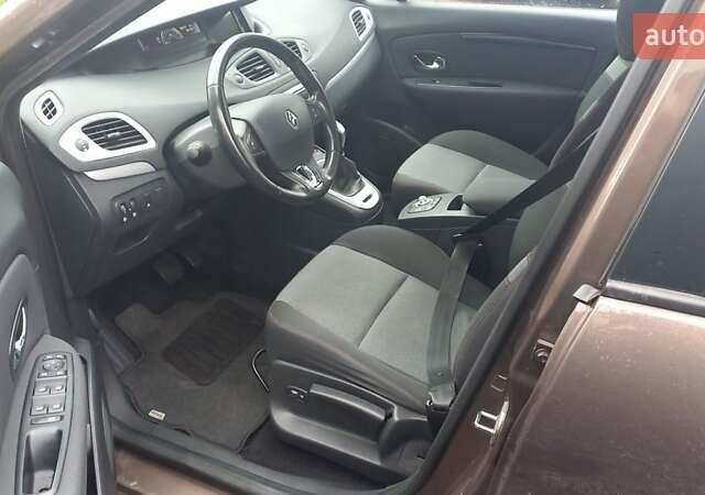 Коричневый Рено Гранд Сценик, объемом двигателя 1.5 л и пробегом 273 тыс. км за 8999 $, фото 1 на Automoto.ua