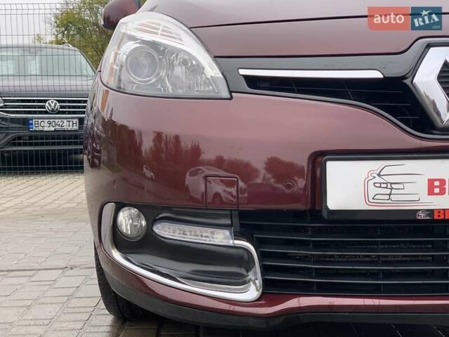 Коричневий Рено Гранд Сценік, об'ємом двигуна 1.6 л та пробігом 230 тис. км за 11555 $, фото 5 на Automoto.ua