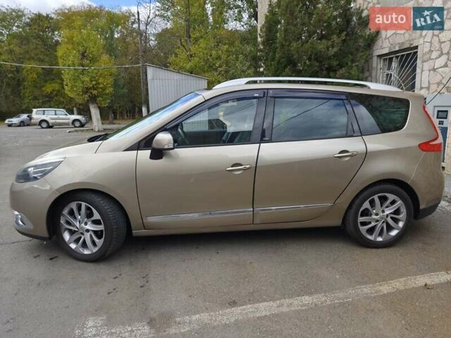 Коричневый Рено Гранд Сценик, объемом двигателя 1.6 л и пробегом 245 тыс. км за 9200 $, фото 6 на Automoto.ua