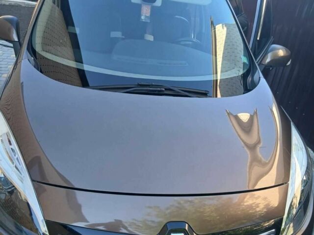 Коричневий Рено Гранд Сценік, об'ємом двигуна 1.5 л та пробігом 290 тис. км за 9400 $, фото 3 на Automoto.ua