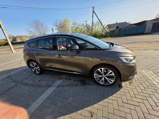 Коричневый Рено Гранд Сценик, объемом двигателя 1.6 л и пробегом 206 тыс. км за 15000 $, фото 1 на Automoto.ua