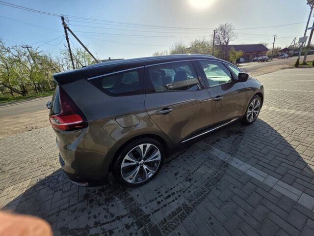 Коричневый Рено Гранд Сценик, объемом двигателя 1.6 л и пробегом 206 тыс. км за 15000 $, фото 2 на Automoto.ua