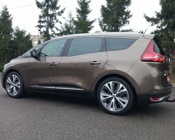 Коричневый Рено Гранд Сценик, объемом двигателя 1.5 л и пробегом 180 тыс. км за 17500 $, фото 5 на Automoto.ua