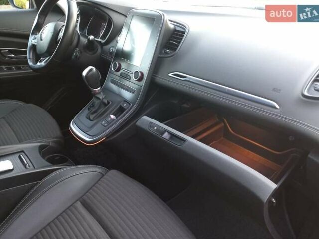 Коричневый Рено Гранд Сценик, объемом двигателя 1.5 л и пробегом 180 тыс. км за 17500 $, фото 54 на Automoto.ua