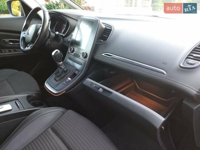 Коричневый Рено Гранд Сценик, объемом двигателя 1.5 л и пробегом 179 тыс. км за 17900 $, фото 37 на Automoto.ua