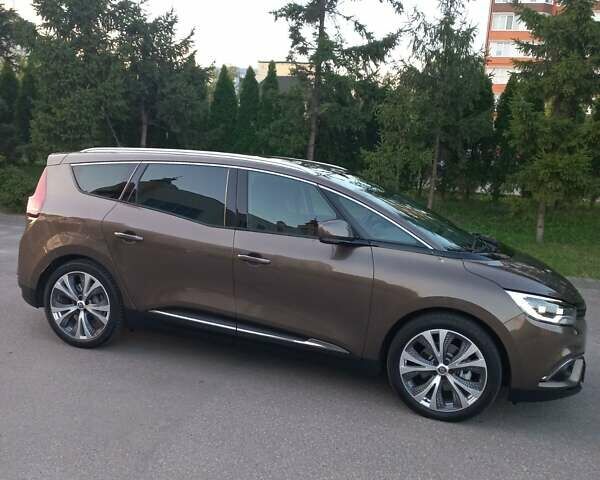 Коричневий Рено Гранд Сценік, об'ємом двигуна 1.5 л та пробігом 179 тис. км за 17500 $, фото 12 на Automoto.ua