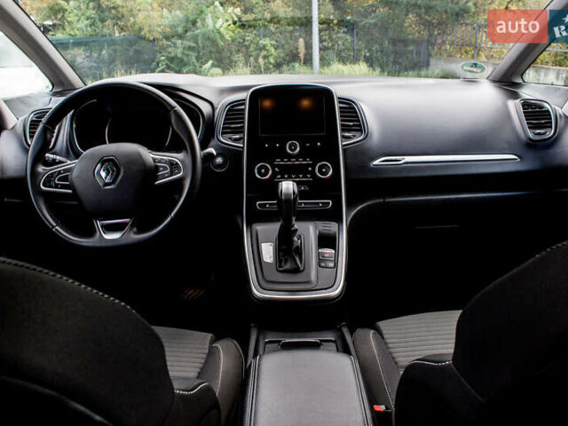 Коричневый Рено Гранд Сценик, объемом двигателя 0 л и пробегом 198 тыс. км за 16500 $, фото 26 на Automoto.ua