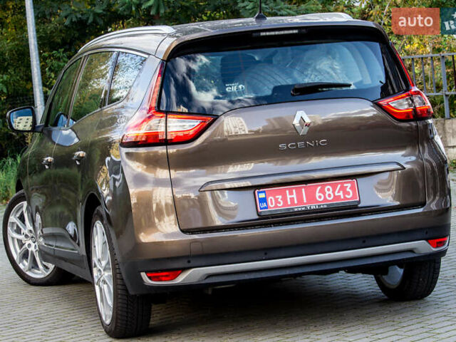 Коричневый Рено Гранд Сценик, объемом двигателя 0 л и пробегом 198 тыс. км за 16500 $, фото 9 на Automoto.ua