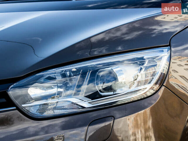 Коричневый Рено Гранд Сценик, объемом двигателя 0 л и пробегом 198 тыс. км за 16500 $, фото 22 на Automoto.ua