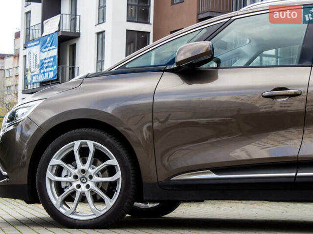 Коричневый Рено Гранд Сценик, объемом двигателя 0 л и пробегом 198 тыс. км за 16500 $, фото 7 на Automoto.ua