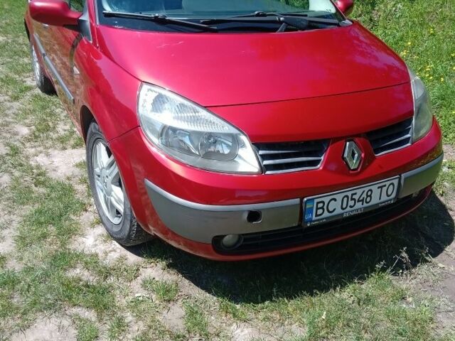 Красный Рено Гранд Сценик, объемом двигателя 1.5 л и пробегом 230 тыс. км за 4400 $, фото 2 на Automoto.ua