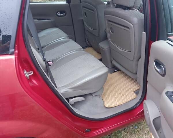 Красный Рено Гранд Сценик, объемом двигателя 1.5 л и пробегом 250 тыс. км за 4400 $, фото 4 на Automoto.ua