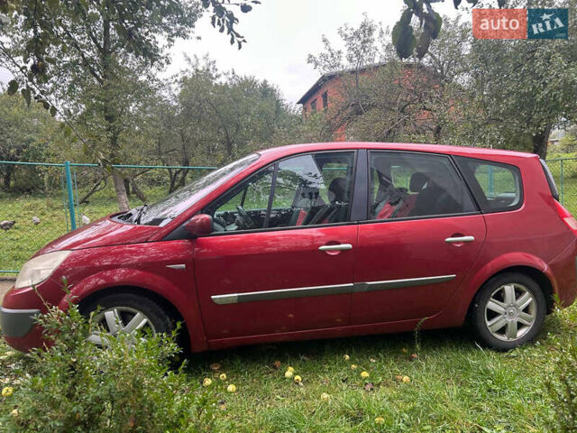 Красный Рено Гранд Сценик, объемом двигателя 2 л и пробегом 266 тыс. км за 4200 $, фото 11 на Automoto.ua