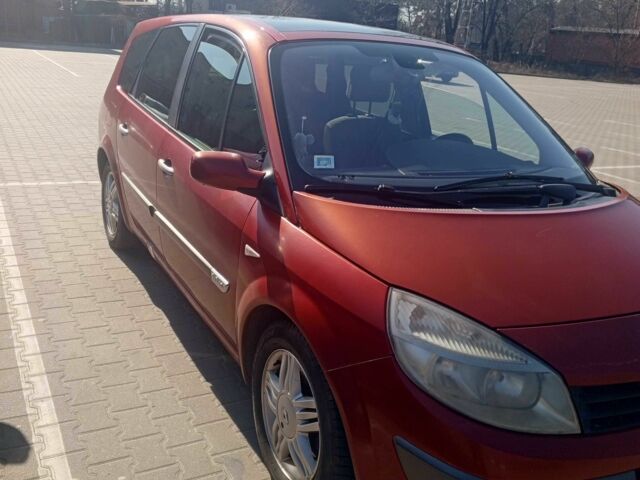 Красный Рено Гранд Сценик, объемом двигателя 2 л и пробегом 400 тыс. км за 4900 $, фото 3 на Automoto.ua