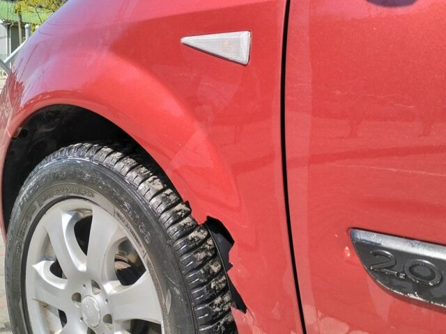 Красный Рено Гранд Сценик, объемом двигателя 2 л и пробегом 275 тыс. км за 3800 $, фото 2 на Automoto.ua