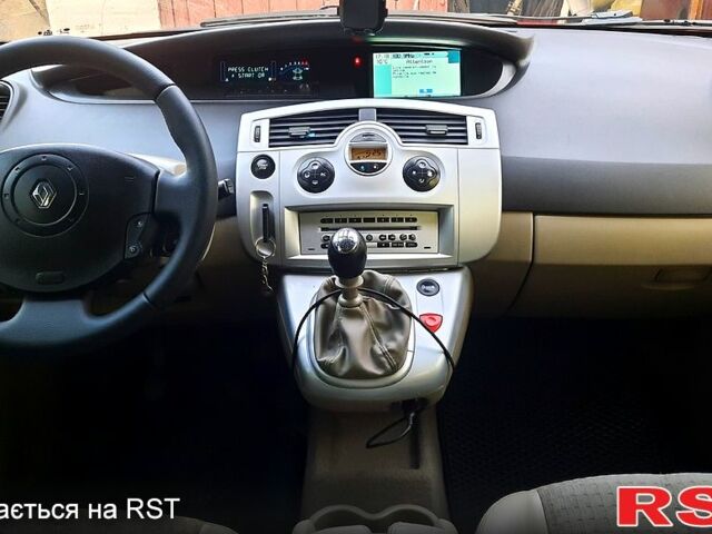 Червоний Рено Гранд Сценік, об'ємом двигуна 1.9 л та пробігом 319 тис. км за 5300 $, фото 4 на Automoto.ua