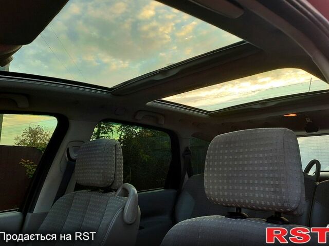 Червоний Рено Гранд Сценік, об'ємом двигуна 1.9 л та пробігом 319 тис. км за 5300 $, фото 9 на Automoto.ua