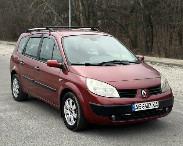 Красный Рено Гранд Сценик, объемом двигателя 2 л и пробегом 270 тыс. км за 3000 $, фото 6 на Automoto.ua