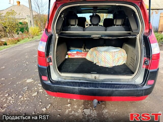 Червоний Рено Гранд Сценік, об'ємом двигуна 2 л та пробігом 0 тис. км за 4700 $, фото 9 на Automoto.ua