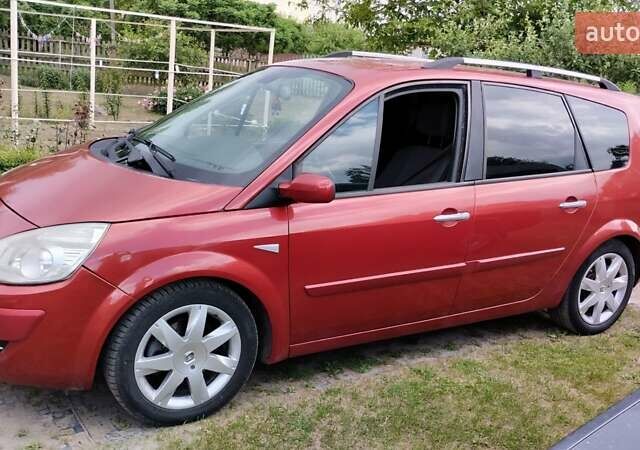 Красный Рено Гранд Сценик, объемом двигателя 1.9 л и пробегом 282 тыс. км за 5500 $, фото 2 на Automoto.ua