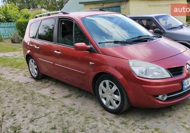Красный Рено Гранд Сценик, объемом двигателя 1.9 л и пробегом 282 тыс. км за 5500 $, фото 3 на Automoto.ua