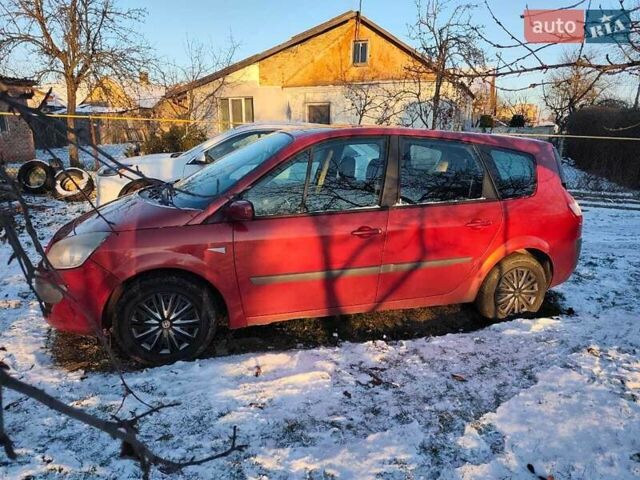 Красный Рено Гранд Сценик, объемом двигателя 1.87 л и пробегом 265 тыс. км за 4500 $, фото 4 на Automoto.ua