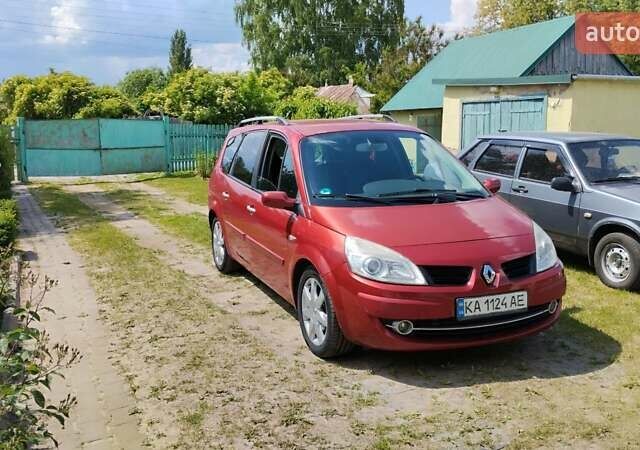 Красный Рено Гранд Сценик, объемом двигателя 1.9 л и пробегом 282 тыс. км за 5500 $, фото 1 на Automoto.ua