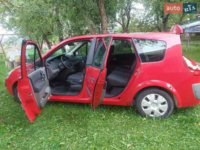 Червоний Рено Гранд Сценік, об'ємом двигуна 1.6 л та пробігом 157 тис. км за 5300 $, фото 1 на Automoto.ua