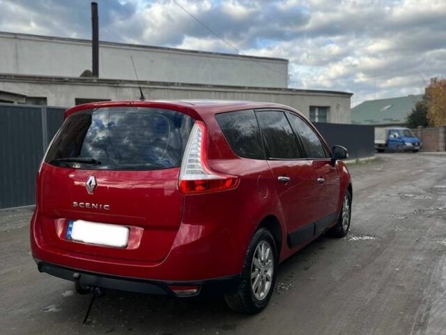 Червоний Рено Гранд Сценік, об'ємом двигуна 1.4 л та пробігом 210 тис. км за 3850 $, фото 4 на Automoto.ua