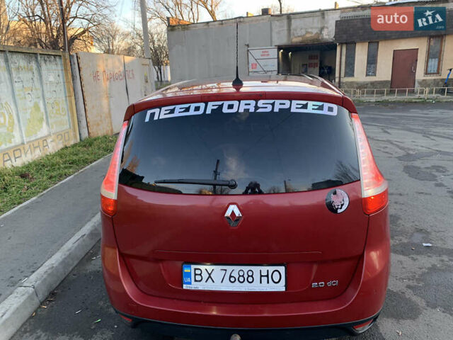 Красный Рено Гранд Сценик, объемом двигателя 2 л и пробегом 313 тыс. км за 7000 $, фото 5 на Automoto.ua