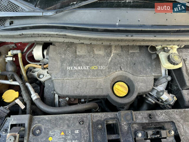 Красный Рено Гранд Сценик, объемом двигателя 1.9 л и пробегом 289 тыс. км за 6500 $, фото 23 на Automoto.ua