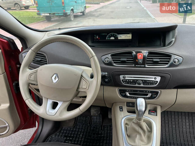 Красный Рено Гранд Сценик, объемом двигателя 1.5 л и пробегом 290 тыс. км за 6950 $, фото 48 на Automoto.ua